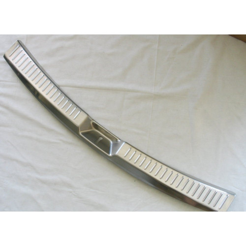 Накладка на задний бампер Mazda CX-5 2018 внутренняя 